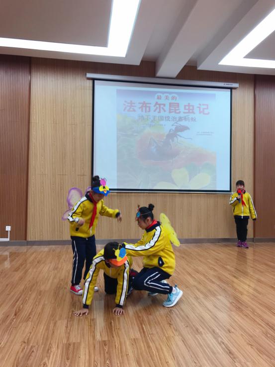 小书童演绎大精彩_html_55ffd8f7.jpg