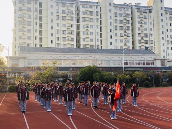 勿忘国耻，珍爱和平第15周升旗仪式报道_html_m5f719d31.jpg