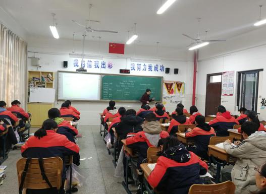 十二月份英语教研组工作小结_html_124e6949.jpg